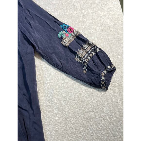 Johnny Was Women’s Medium Black Floral Embroidered ¾-Sleeve ½-Button Shirt Boho - Picture 8 of 12